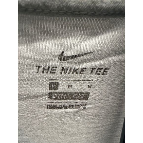 3 for $9 Nike Dry Fit Gray T Shirt Womens M EUC - Picture 4 of 5